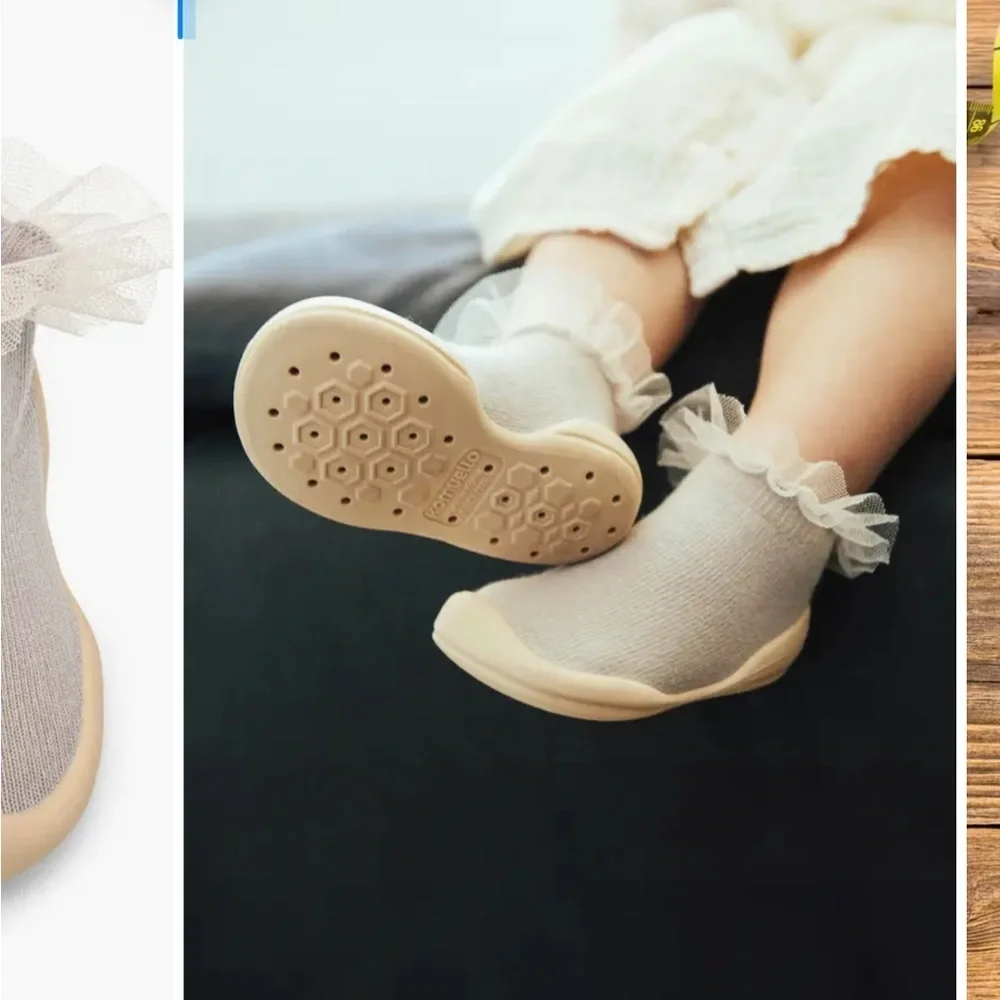 Komuello Adorable Cream Ruffle Baby Socks Size 5